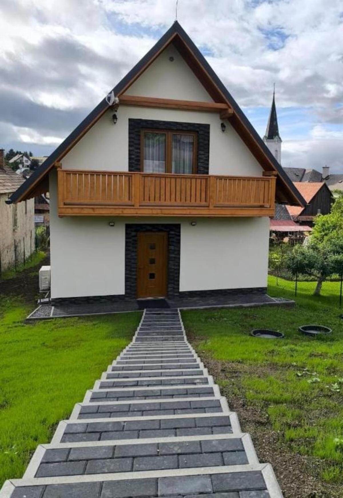 Chata Zavazka Zavazna Poruba Exterior photo